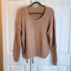 NWOT Eesome Beige Chunky Knit Sweater Size M/L